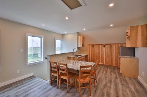 204041 Twp Rd 6-3A, Raymond, AB - Indoor Photo Showing Dining Room