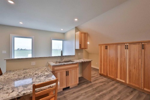 204041 Twp Rd 6-3A, Raymond, AB - Indoor Photo Showing Kitchen