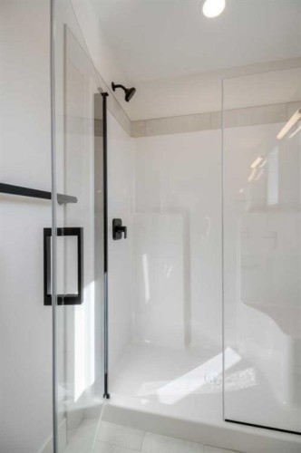 8603 25 Avenue, Coleman, AB - Indoor Photo Showing Bathroom