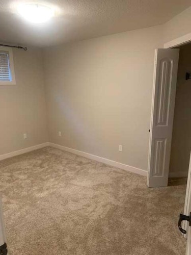 111 Tartan Circle West, Lethbridge, AB 