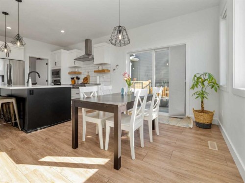 22 Prairie Sunset Ave, Taber, AB - Indoor Photo Showing Dining Room