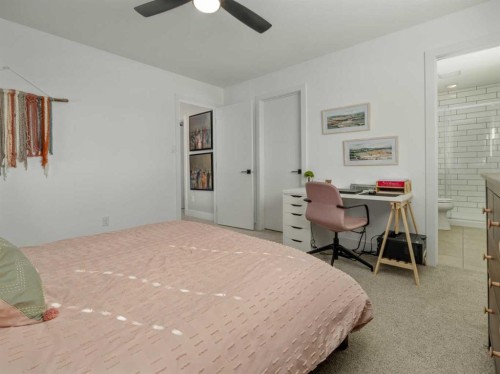 22 Prairie Sunset Ave, Taber, AB - Indoor Photo Showing Bedroom