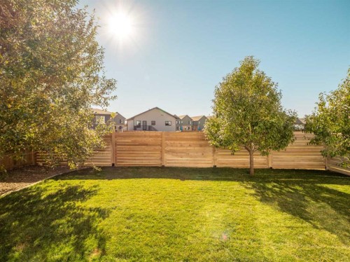 22 Prairie Sunset Ave, Taber, AB - Outdoor