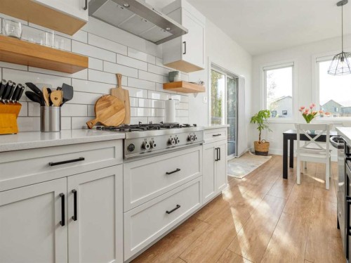 22 Prairie Sunset Ave, Taber, AB - Indoor Photo Showing Kitchen With Upgraded Kitchen