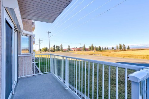 103-6 Skyline Crescent, Claresholm, AB - Outdoor With Balcony With Exterior