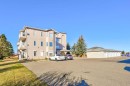 103-6 Skyline Crescent, Claresholm, AB  - Outdoor 