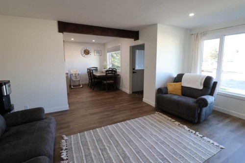 5707 50 St, Taber, AB - Indoor Photo Showing Living Room