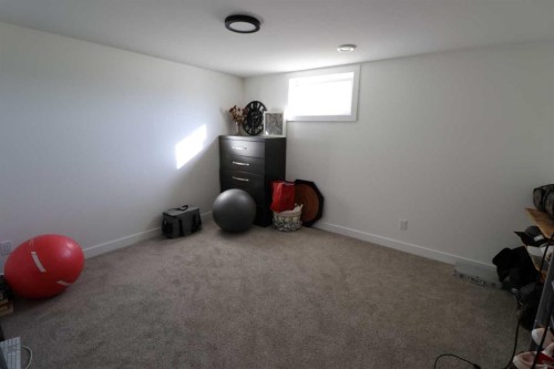 5707 50 St, Taber, AB - Indoor