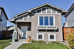 887 Keystone Meadows WEST Lethbridge, AB T1J 5E2