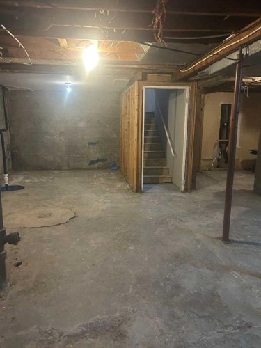 4817 51 Avenue, Taber, AB - Indoor Photo Showing Basement
