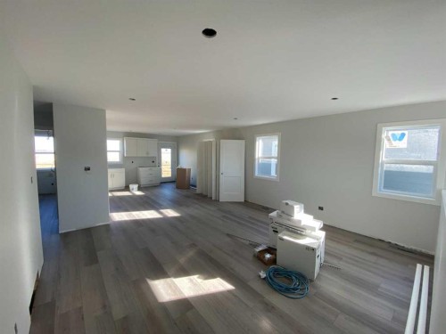 4217 57 Street, Taber, AB - Indoor Photo Showing Other Room