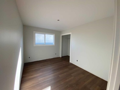 4221 57 Street, Taber, AB - Indoor Photo Showing Other Room