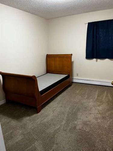 304-401 Columbia Boulevard West, Lethbridge, AB - Indoor