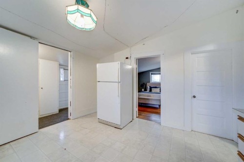 433 17 Street, Fort Macleod, AB - Indoor