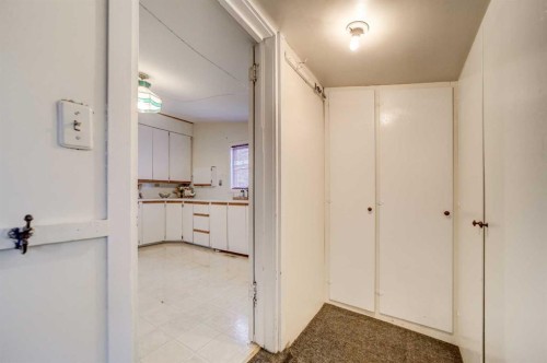 433 17 Street, Fort Macleod, AB - Indoor