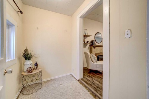 433 17 Street, Fort Macleod, AB - Indoor Photo Showing Other Room