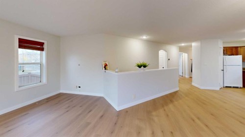 3 Aberdeen Road West, Lethbridge, AB 