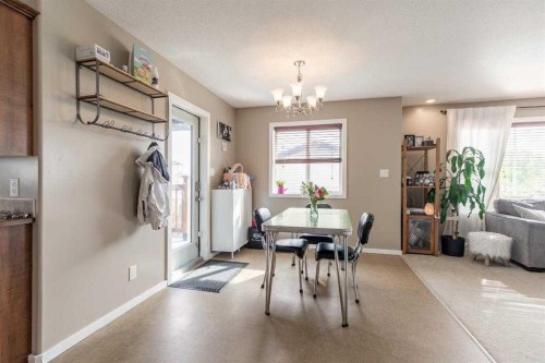 3 Aberdeen Road West, Lethbridge, AB 