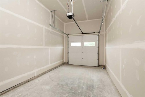 308 S 50 W, Raymond, AB - Indoor Photo Showing Garage