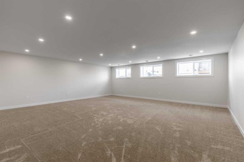 277 E 1 Avenue North, Magrath, AB - Indoor Photo Showing Other Room