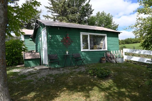 7404 Rge Rd 3-0, Rural Pincher Creek No. 9, M.D. Of, AB - Outdoor