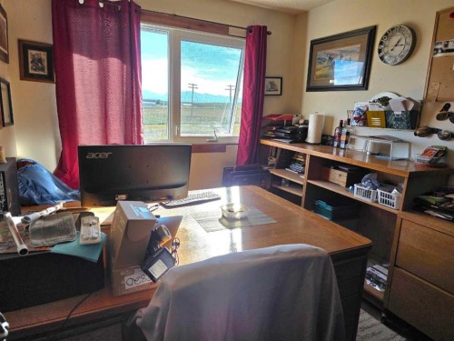 275083 Twp Rd 41, Hill Spring, AB - Indoor