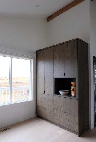 222041 Rge Rd 52, Magrath, AB - Indoor