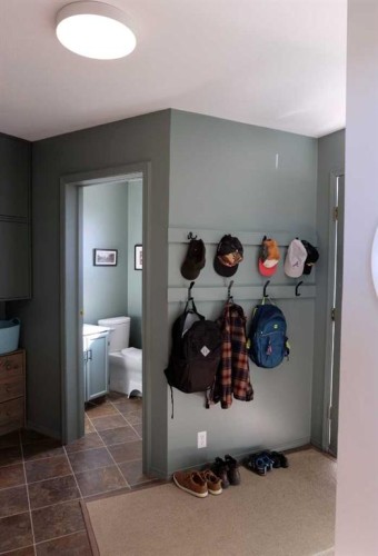 222041 Rge Rd 52, Magrath, AB - Indoor