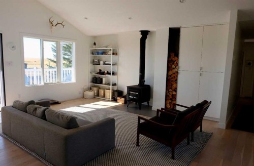 222041 Rge Rd 52, Magrath, AB - Indoor