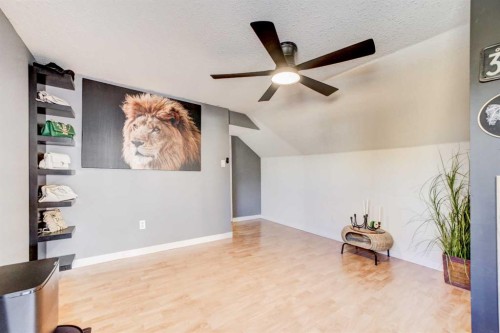 22901 10 Avenue, Hillcrest, AB - Indoor Photo Showing Other Room