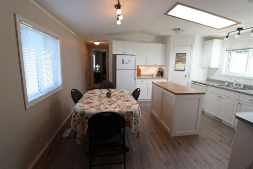 3002 33 Ave South, Lethbridge, AB 