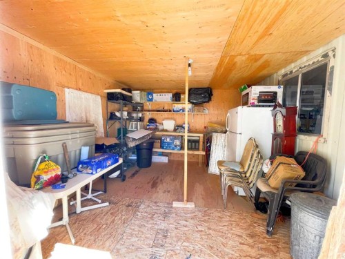 331 Armstrong Street, Carmangay, AB - Indoor