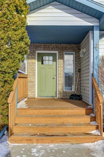 29 Peigan Court West, Lethbridge, AB - Outdoor With Exterior