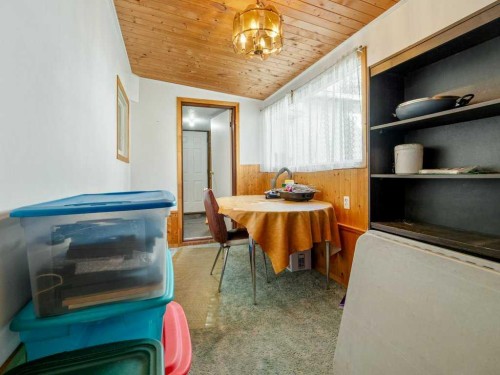 8109 16 Avenue, Coleman, AB - Indoor Photo Showing Other Room