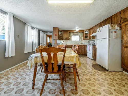 8109 16 Avenue, Coleman, AB - Indoor Photo Showing Other Room