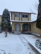 18 Princeton Crescent WEST Lethbridge, AB T1K 4S4