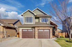 81 Riverine Lane WEST Lethbridge, AB T1K 5V6