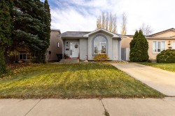 66 Assiniboia Way WEST Lethbridge, AB T1K 7L7