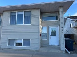 837 Blackfoot Terrace WEST Lethbridge, AB T1K 7Y7