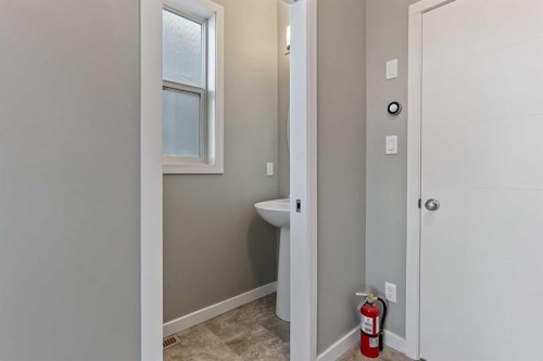 547 Blackwolf Boulevard North, Lethbridge, AB - Indoor