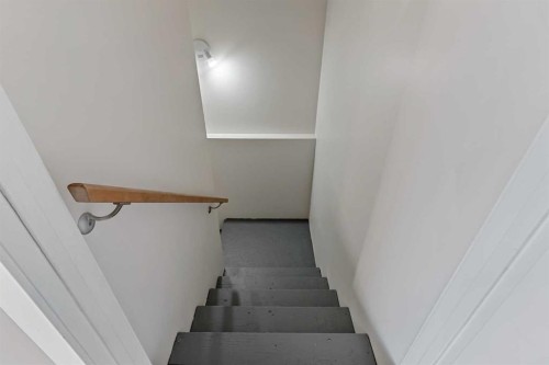 547 Blackwolf Boulevard North, Lethbridge, AB - Indoor Photo Showing Other Room