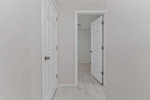 547 Blackwolf Boulevard North, Lethbridge, AB - Indoor Photo Showing Other Room