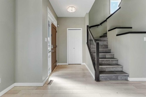 547 Blackwolf Boulevard North, Lethbridge, AB - Indoor Photo Showing Other Room