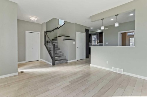 547 Blackwolf Boulevard North, Lethbridge, AB - Indoor Photo Showing Other Room