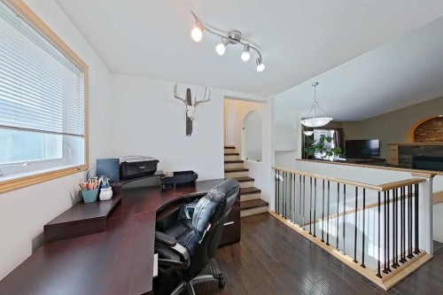 145 Blackfoot Circle West, Lethbridge, AB - Indoor Photo Showing Office