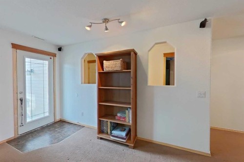 145 Blackfoot Circle West, Lethbridge, AB - Indoor Photo Showing Other Room