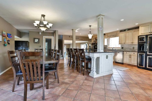 5831 46A Street, Taber, AB - Indoor