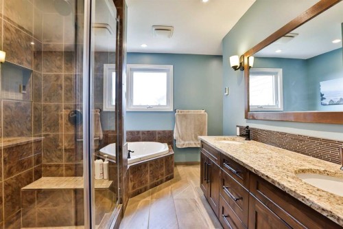 5831 46A Street, Taber, AB - Indoor Photo Showing Bathroom
