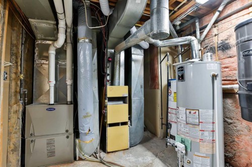 5831 46A Street, Taber, AB - Indoor Photo Showing Basement