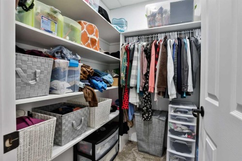 5831 46A Street, Taber, AB - Indoor With Storage